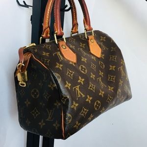 Louis Vuitton monogram speedy 25